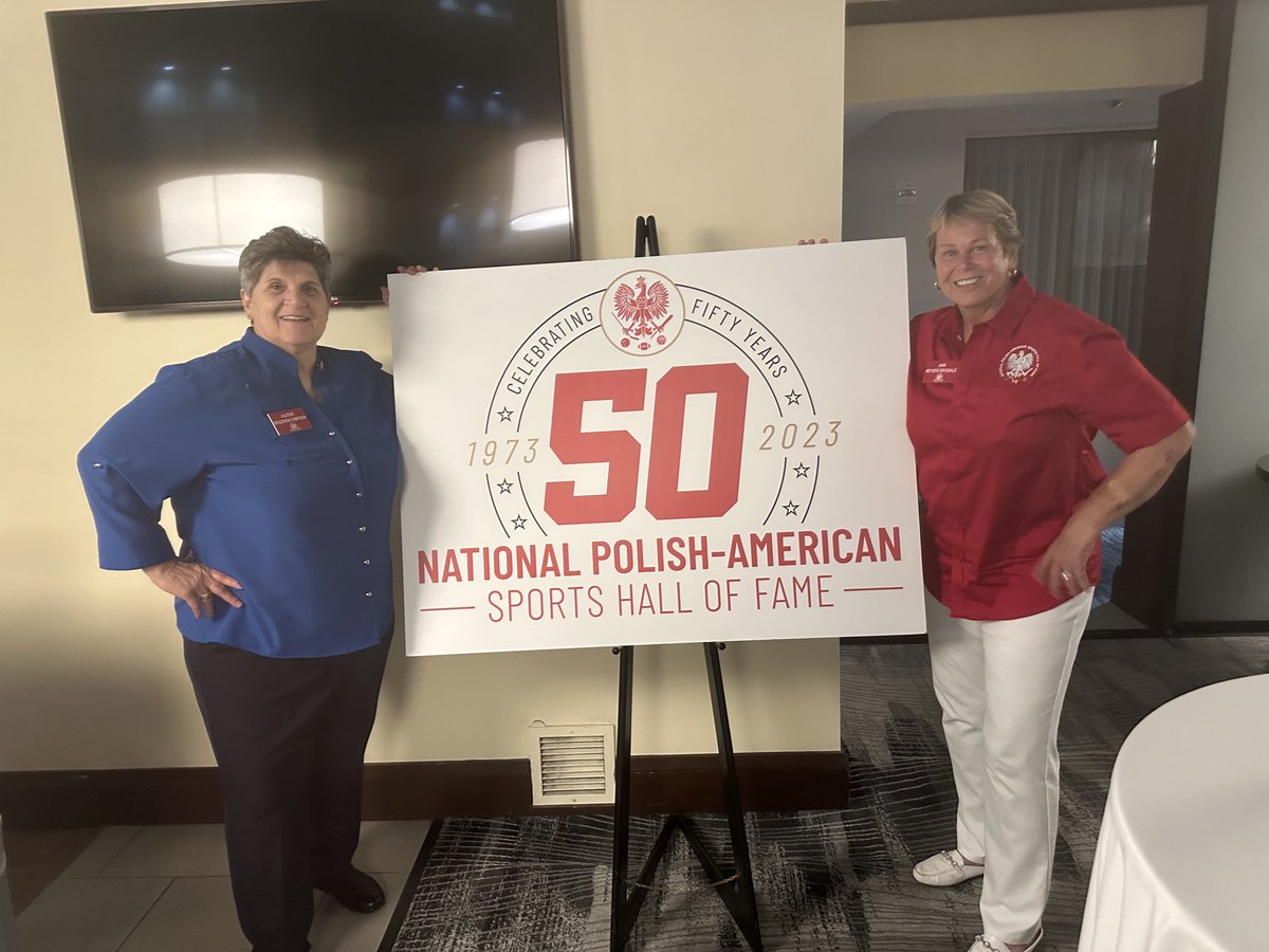 AnnMeyers's tweet photo. Two proud Poles Celebrating 50 yrs of the NPASHOF with my USA 1976 Olympic Teammate Juliene Brazinski Simpson. #NPASF #USABB https://t.co/LgSeLmEuhe