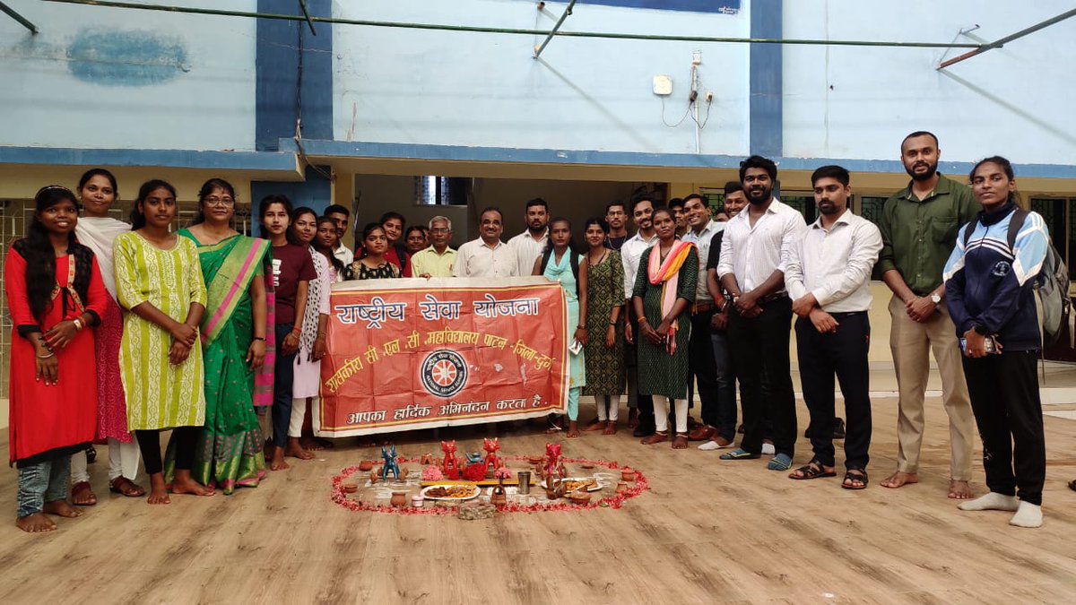 PMNSSPO's tweet photo. शासकीय महाविद्यालय पाटन में छत्तीसगढ़ का पारंपरिक त्यौहार पोला धूमधाम से मनाया गया। @_NSSIndia @NssChhattisgarh @NSSRDBhopal @NssrdD @YASMinistry @nsshcyuCG @NSSUGCPDCG https://t.co/fGEVzW5nZp