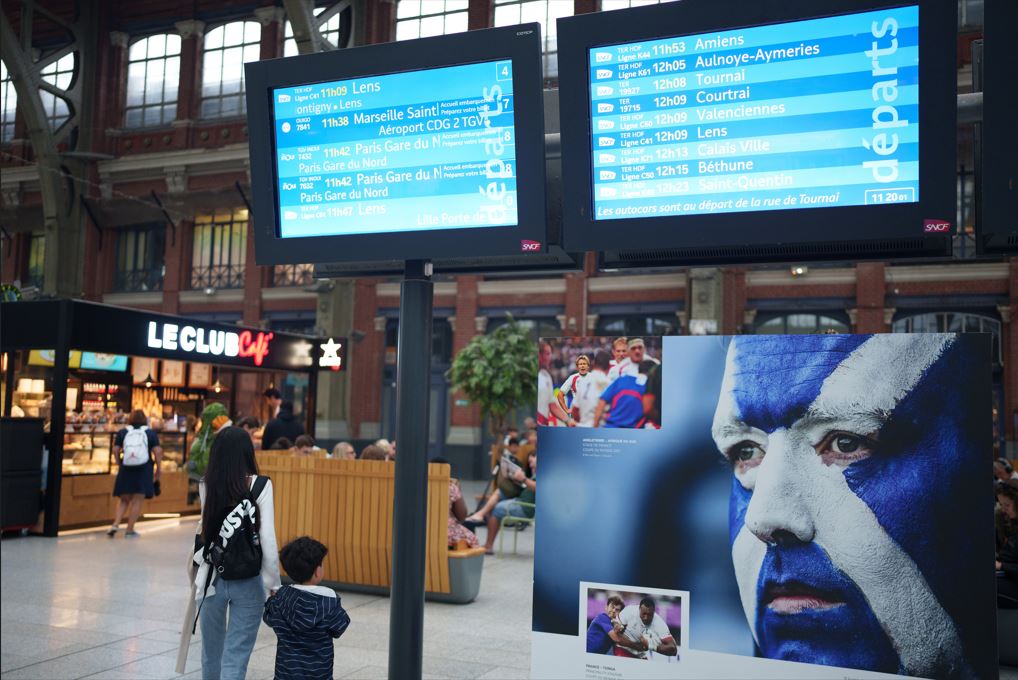 Nous fêtons la coupe du monde de rugby #RWC2023 ! 30 de nos gares proposent des parcours photographiques réalisés en collaboration avec <a href="/lequipe/">L'Équipe</a> et <a href="/afpfr/">Agence France-Presse</a>. C'est une fierté de transmettre les valeurs universelles de ce sport que j'apprécie tant. Allez les Bleus ! 🇫🇷