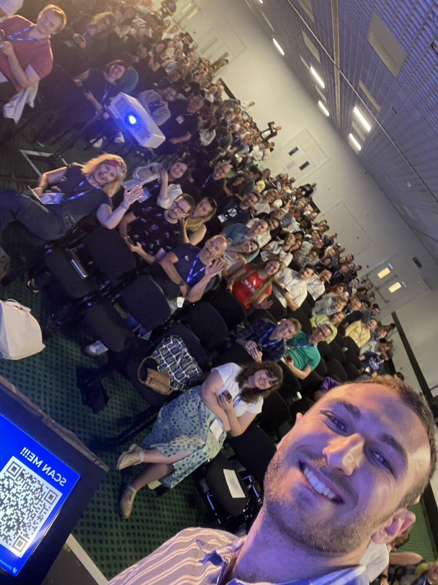 Had an absolute blast speaking at #brightonSEO today about generating complex schema markup at scale with AI 🤖

Thanks so much to those who attended the talk, and the entire Knowledge Graph session was awesome with <a href="/silke_vanb/">Silke Vanbeselaere</a> and <a href="/GenieRjones/">Genie</a> 🔥

Catch up soon, friends 🙏🏼❤️
