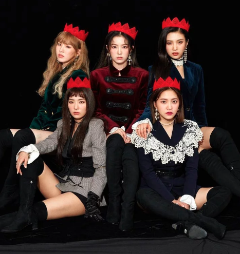 AboutMusicYT's tweet photo. Red Velvet's manager shares that they are preparing for a comeback. https://t.co/9UCMw7vmqH