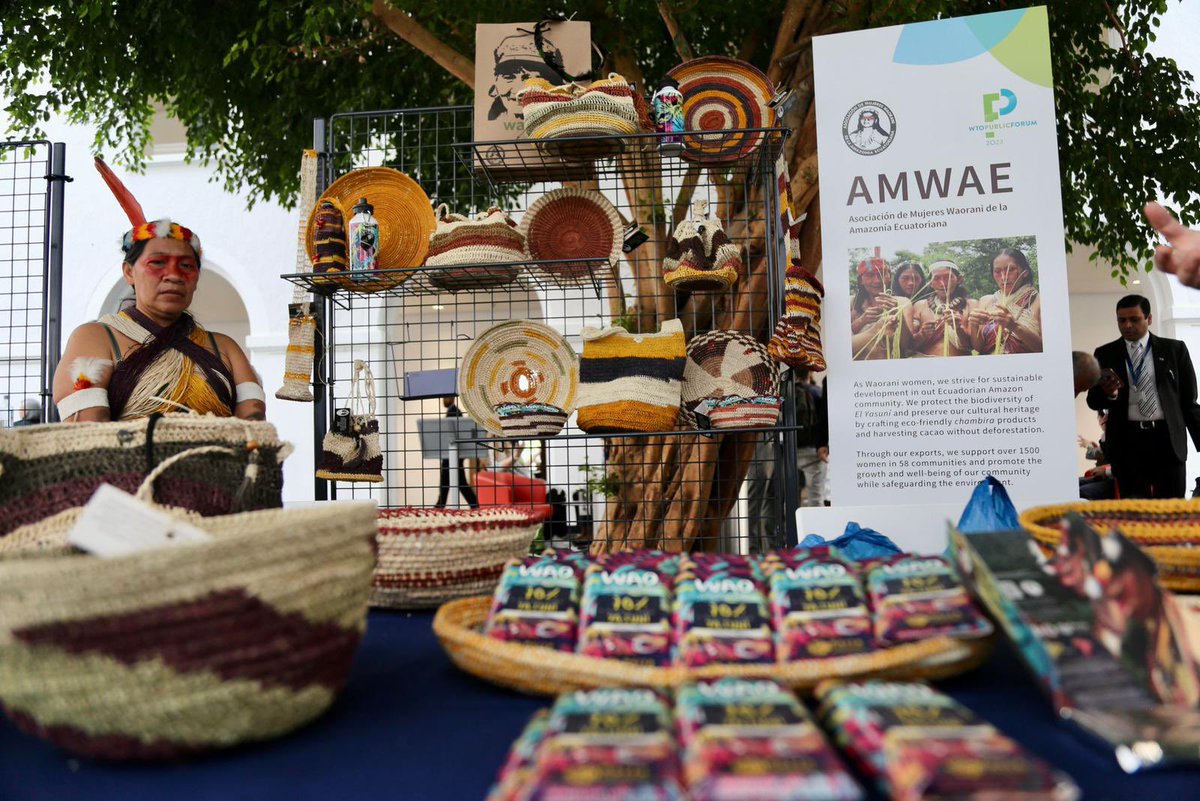 Ecuador_OMC's tweet photo. En este momento 👉🏾👉🏾👉🏾
Exhibición de productos de #AMWAE en el #ForoPúblicoOMC
Happening now 👉🏾👉🏾👉🏾
Join us 🌱🌳🍫 https://t.co/FgfD5ml2av