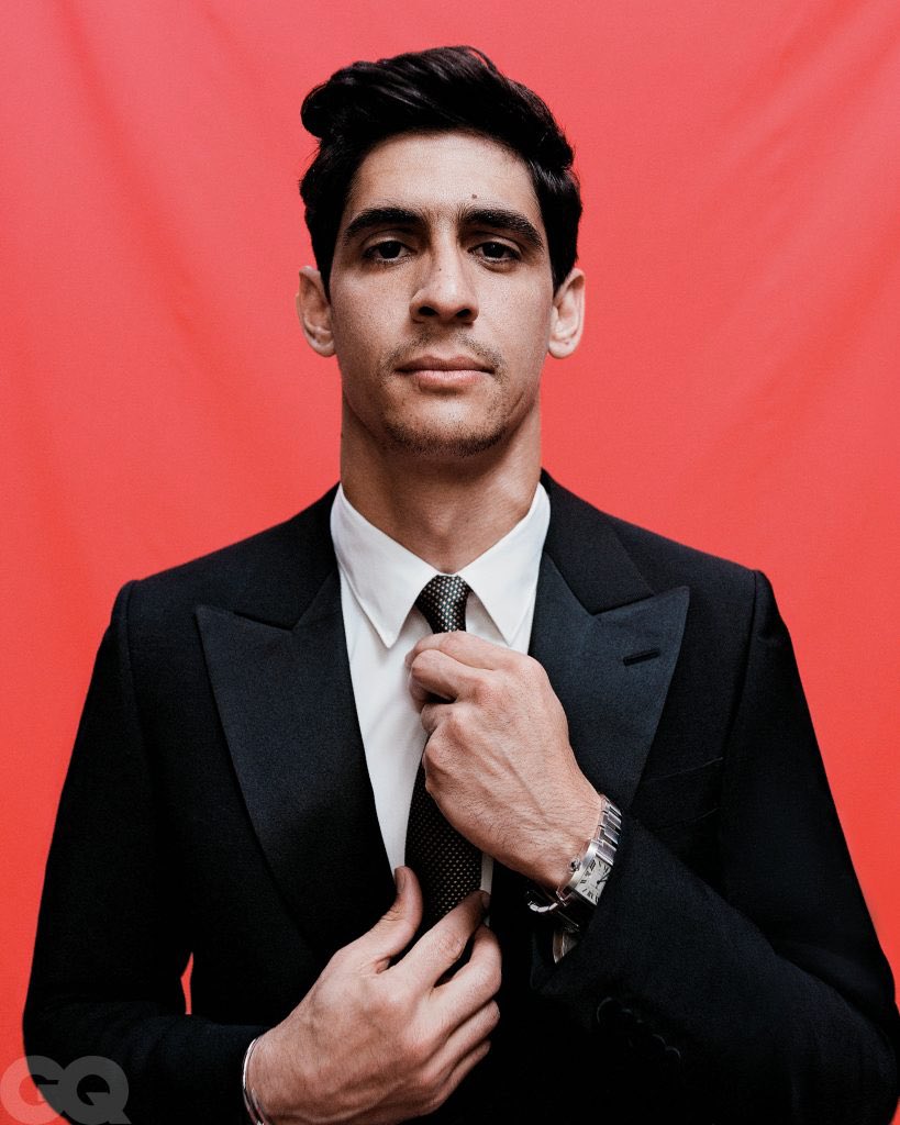 Izemanass's tweet photo. 🚨 Votez pour notre Lion de l’Atlas Yassine Bounou The Best FIFA Men's Goalkeeper Award 2022 🧤🇲🇦

https://t.co/DC55X7QmJW https://t.co/028fqWgXc7
