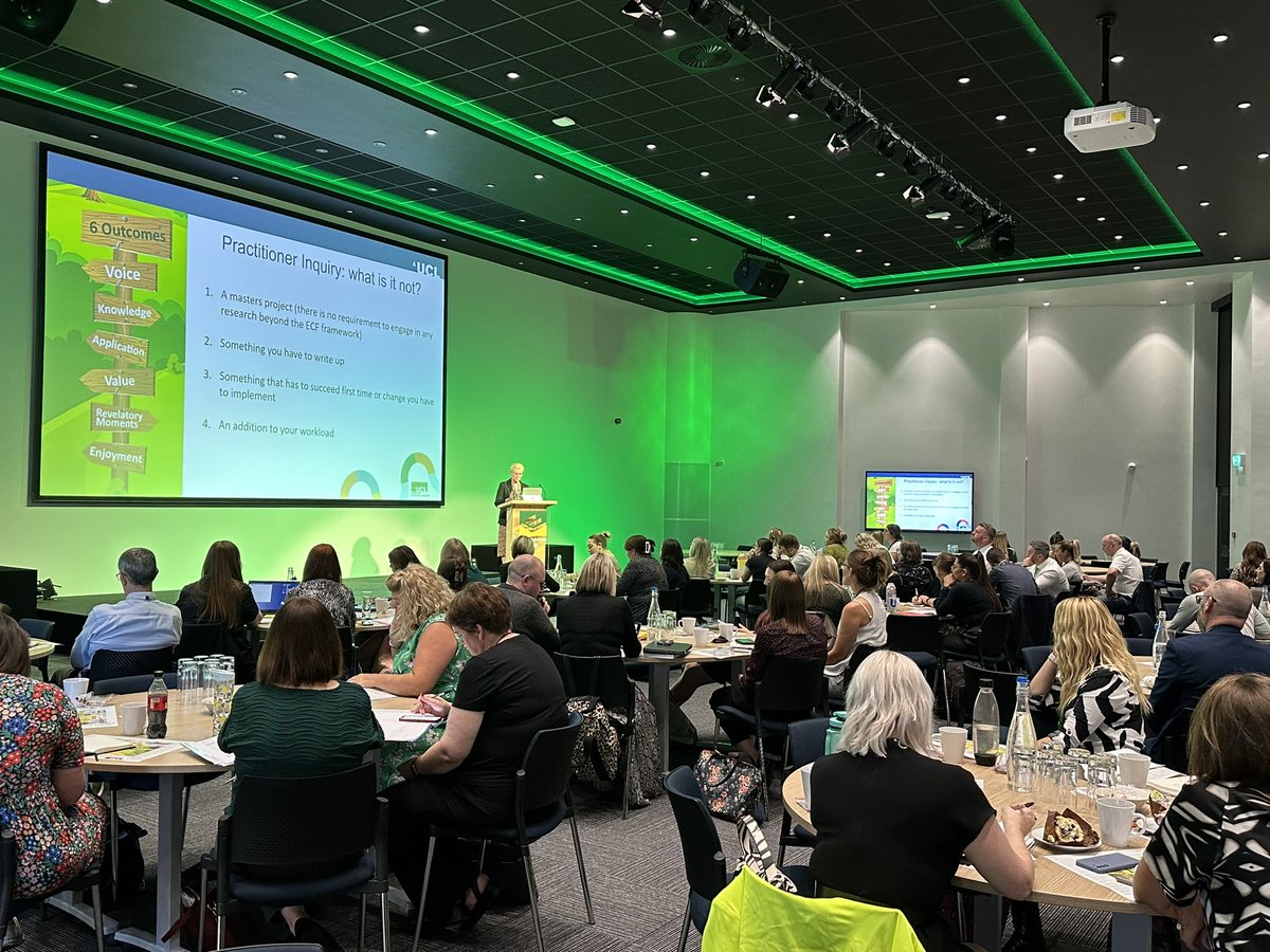 texchangep's tweet image. Year 2 ECF mentor conference! 

💬 @helenbellinger1 speaking at our UCL conference focusing on what practitioner inquiry is and how to support ECTs to ask questions. 

@CEL_IOE #ECTs #ECTInduction #Mentoring