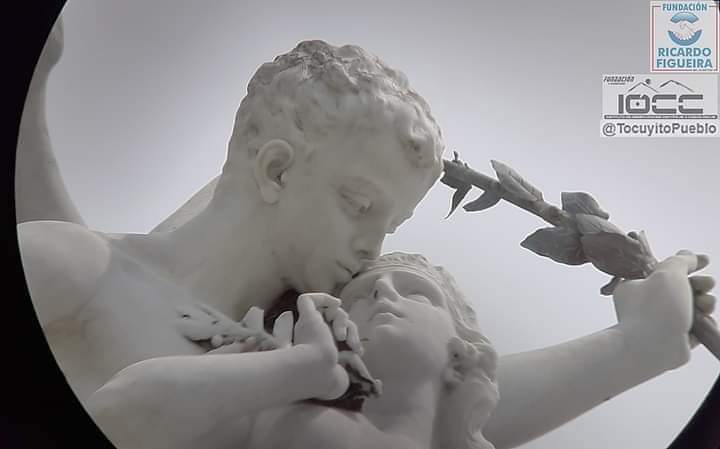 El 14 de septiembre de 1899 el río Guataparo y nuestros cañamelares se tiñeron de sangre. 
Junto a las almas de más de mil soldados agonizantes también se iba aquel siglo XIX de guerras, montoneras, revoluciones y caudillos alzados en armas que diezmaron a nuestra nación.