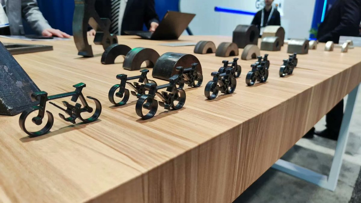 Hans_SME's tweet image. Good morning! last day in FABTECH, our team is ready for your visit!  Robot solution is available!  See you at stand A5104 in Hall A !!

If you can&apos;t attend Fabtech this time, feel free to reach us by mail at sales01@hanslaser.com
#hanslaser #sheetmetal #LaserCuttingTechnology