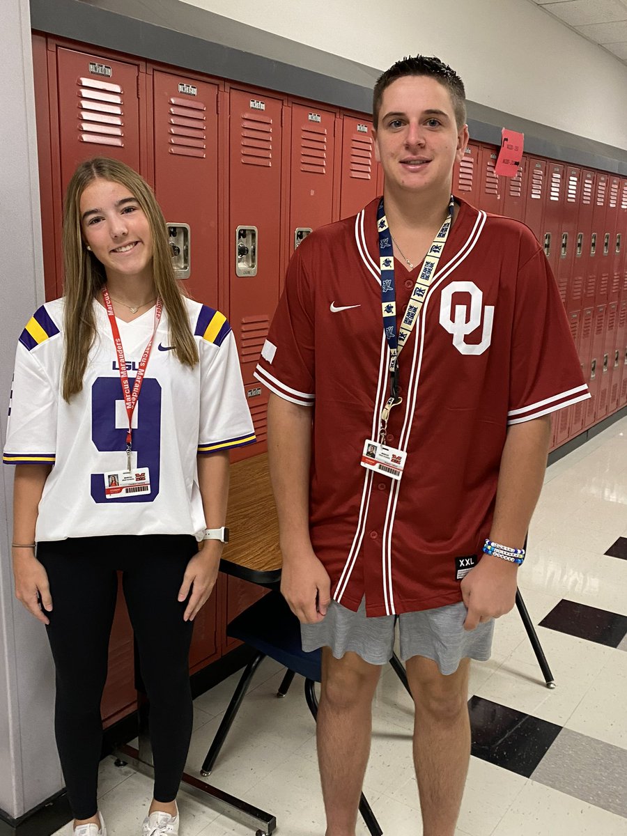 marcusstuco's tweet image. Today is Team Kindness!!🏈⚽️🏀
#LISDBEKIND