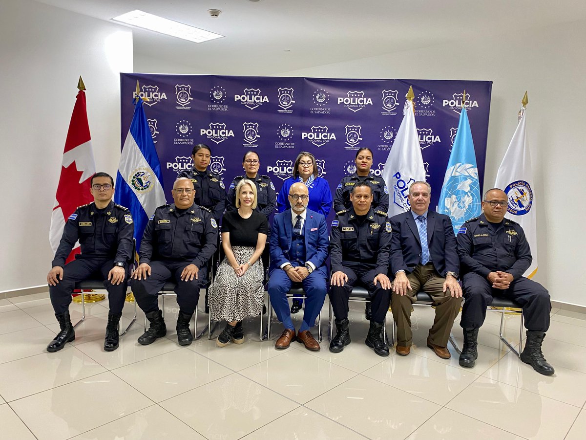 unodc_lab's tweet photo. For preliminary testing of suspected illicit drugs, color tests remain a key tool.
This week, π¨π¦HE Daniel Ahmad handed over @UNODC Drug & Precursor Test Kits to the National Civil Police ofπΈπ», which will aid in interdicting π trafficking.
ππΌ@CanadaFP
@UNODC_POSAL #SMARTForensics https://t.co/oUX1ajAbt8