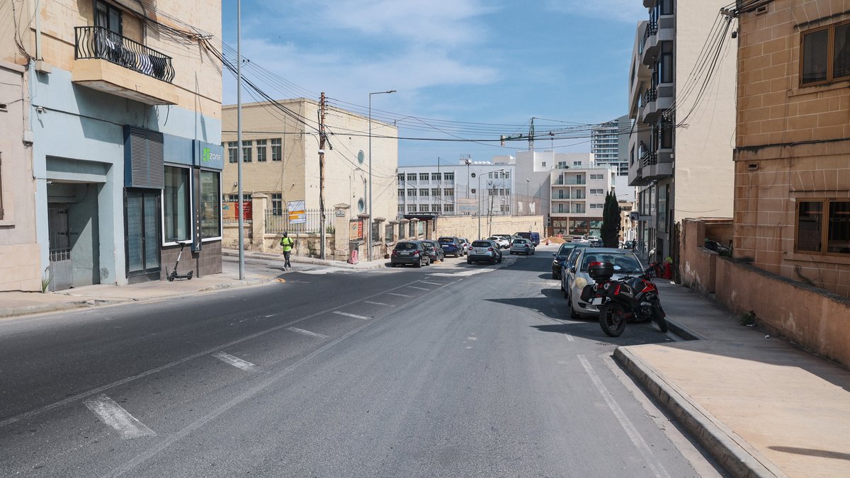 InfraMalta's tweet photo. 🚧 We are entering the final phase of the rebuilding of Sliema Rd, #Gzira. Starting tomorrow (#Friday 15 Sept 23) til #Tuesday (26 Sept 23), rd closed⛔in both directions with parking restrictions. ⚠️ Alt. route - San Albert Rd/Reggie Miller Rd.
🗺️ https://t.co/CL5mCa191M https://t.co/kekGZWxsG2