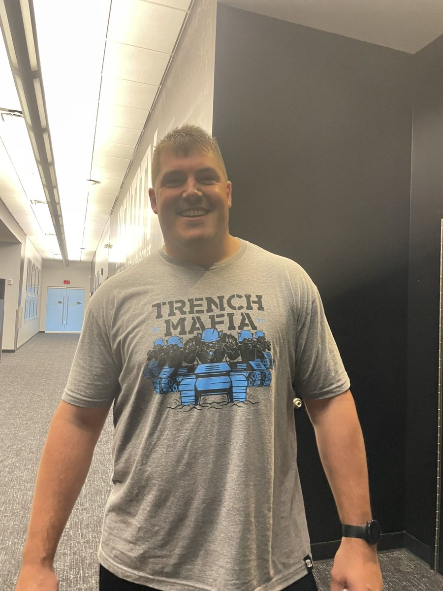 704 Shop tweet media