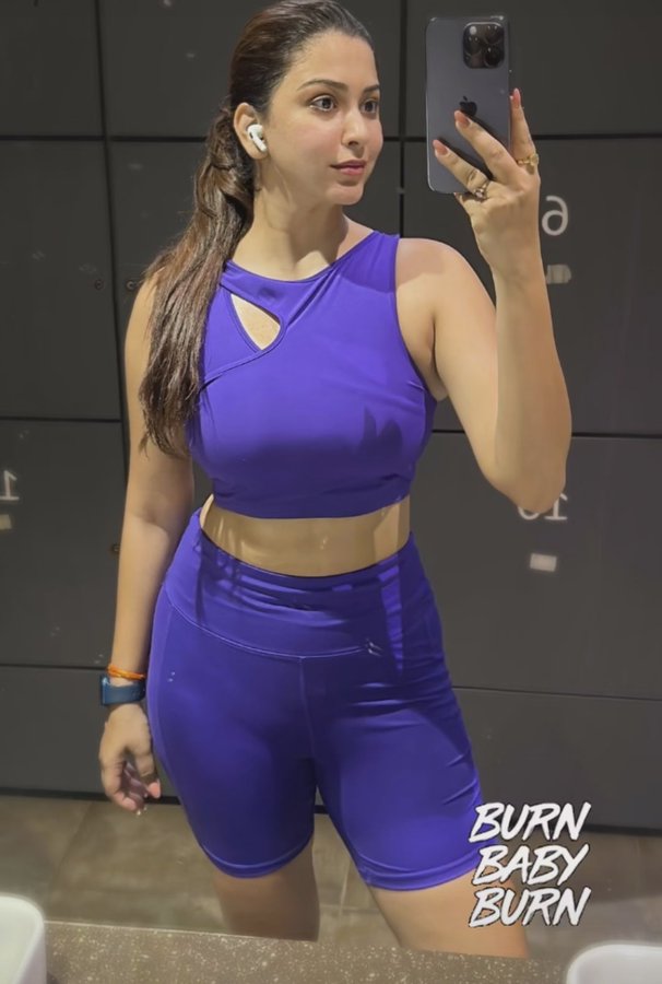 F5_eYRjbAAAY7rb?format=jpg&name=900x900