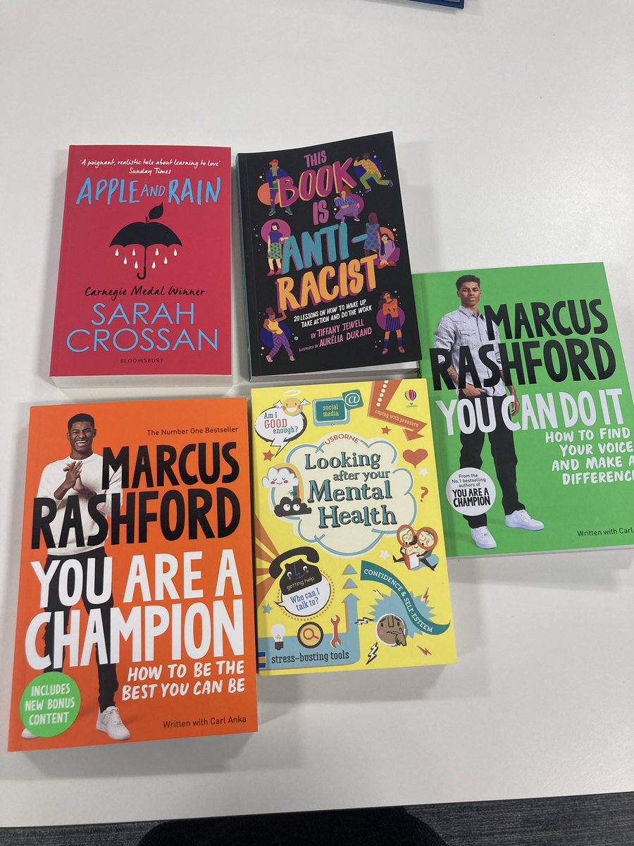 Exciting book delivery to the school library today! Book recommendations from our fantastic learners which we ordered in and they arrived today 🤩 can’t wait for the rest to be delivered 📚 📖 #ReadingSchools #readingforpleasure #SinclairSuperstars @wlsinclair_ac