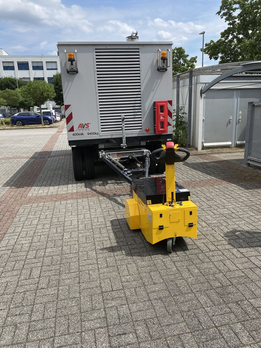 MasterMoverInc's tweet photo. This customer was looking for a safer way to move generators weighing up to 20k lbs.! They contacted us for a safer, more efficient #loadmoving solution.

Our MasterTow range was the perfect fit. 

Learn more!

https://t.co/6Bz9Hru7aW

#materialhandling #towtug #mastermover https://t.co/jVYwDR6IqH