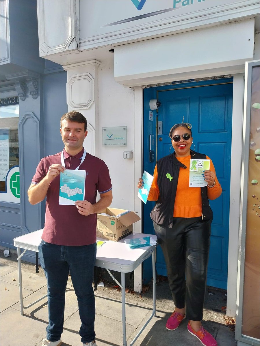CityPartnership's tweet photo. A morning of local community engagement and also promoting See Change green ribbon campaign.

#mentalhealthawareness
#community #dublinsouthcitypartnership https://t.co/AIqgiXkBud