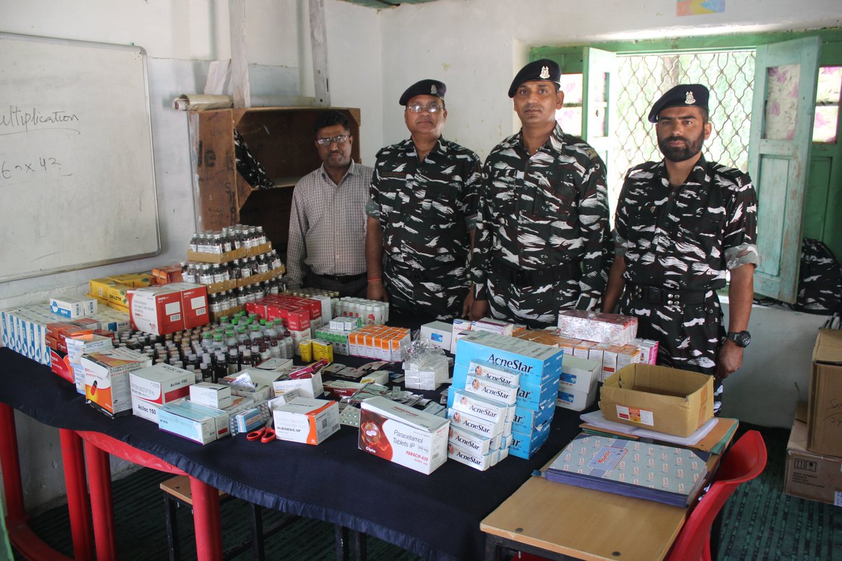 92BN_CRPF's tweet photo. On Dated 14-09-2023, 92 BN CRPF Conducted Free Medical Camp at Village - FIDARPORA under P.S. DANGIWACHA, Distt. SOPORE (J &amp; K). https://t.co/L9DG1S8ozw