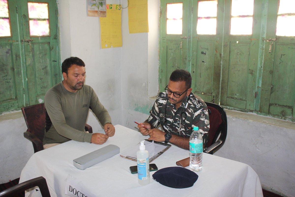 92BN_CRPF's tweet photo. On Dated 14-09-2023, 92 BN CRPF Conducted Free Medical Camp at Village - FIDARPORA under P.S. DANGIWACHA, Distt. SOPORE (J &amp; K). https://t.co/L9DG1S8ozw