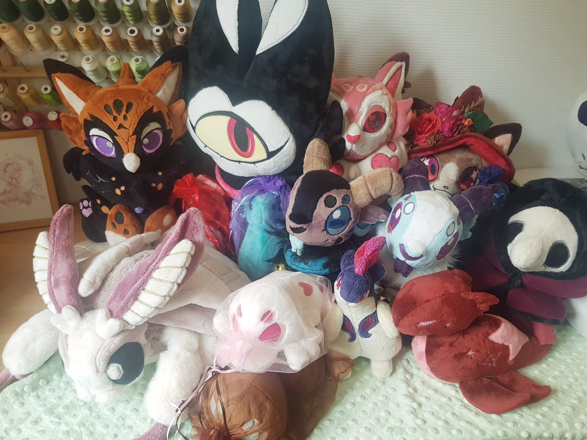 🧸 Plush Adoption Thread 🧸 

Destashing some plushes I've made and held onto til now (made between late 2020 and now)

Prices in euro, shipping incl. (Europe & worldwide)
Combined shipping for multiple plushes

Comment or DM if interested
RT are very appreciated 💖