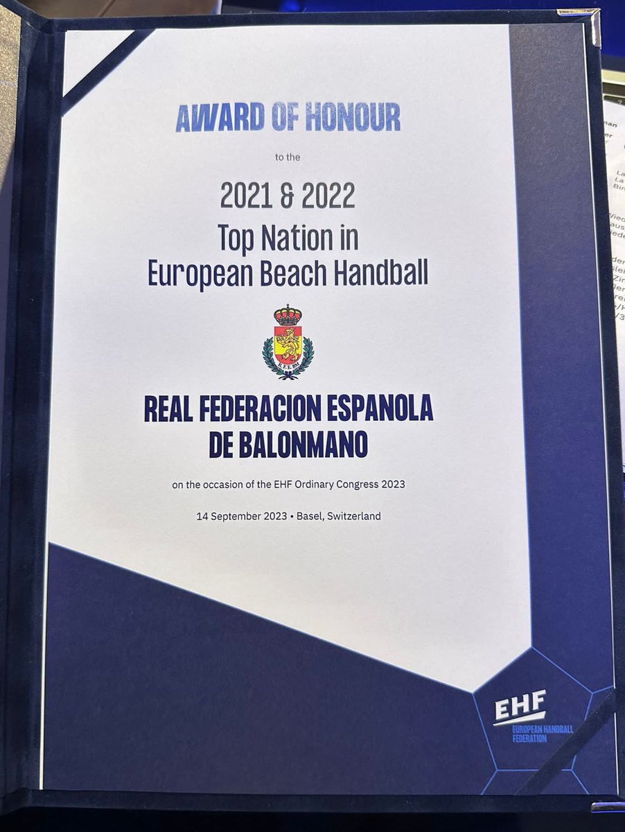 RFEBalonmano's tweet photo. 😍 La @HomeofHandball otorga a la @RFEBalonmano el premio de 𝐌𝐞𝐣𝐨𝐫 𝐅𝐞𝐝𝐞𝐫𝐚𝐜𝐢𝐨́𝐧 𝐍𝐚𝐜𝐢𝐨𝐧𝐚𝐥 de #BalonmanoPlaya en 2021 y 2022

🏆 Los éxitos cosechados por las #GuerrerasArena e #HispanosArena🇪🇸 nos han consolidado en la élite mundial en los últimos años 👏🏼 https://t.co/rVBHmweGwp