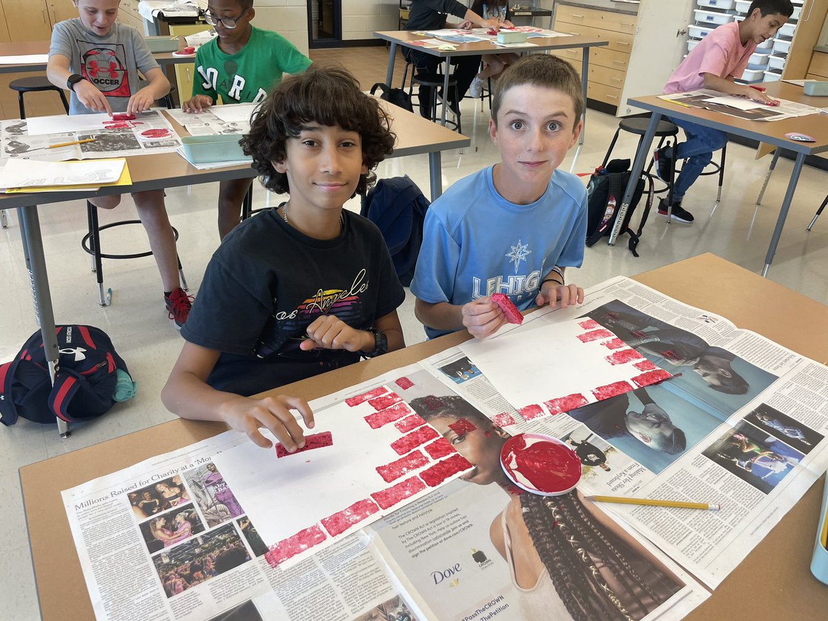 MrskrauseArt's tweet photo. Welcome Back!! 6th grade is finishing up their Graffiti projects this week @BethlehemAreaSD @BASDRelatedArts @NitschmannMS #basdart #middleschoolart #graffitiart https://t.co/ukF7exGX1H