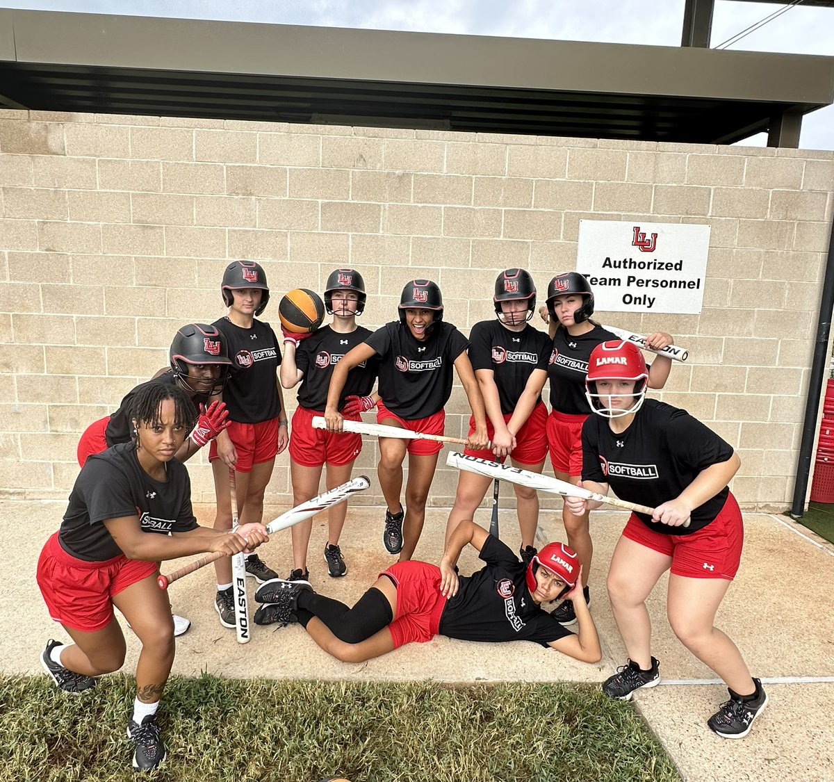 Lamar Softball (@lamarsoftball) on Twitter photo Group โ๏ธ is better but ๐ป๐๐๐๐ฆ ๐ต๐๐๐กโ๐๐๐ฆ ๐บ๐จ๐ด! #WeAreLU | #AsOne | #BoomTownGirls Group โ๏ธ is better but ๐ป๐๐๐๐ฆ ๐ต๐๐๐กโ๐๐๐ฆ ๐บ๐จ๐ด! #WeAreLU | #AsOne | #BoomTownGirls