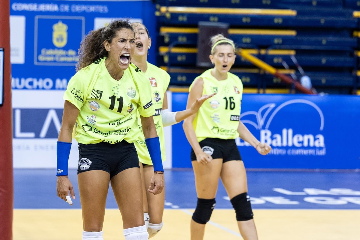 CVSayreMayserGC's tweet photo. ☝ Debutamos en el Torneo Internacional Sayre @CCLaBallena con una derrota (2-3) frente al @JAVOLIMPICO (22-25, 25-17, 20-25, 25-21, 5-15).
🔛 A pesar de la derrota, nos quedamos con muy buenas sensaciones
#UnClubConGarra #GranCanaria #CCLaBallena #CentroInsulardeDeportes https://t.co/s9O4FTPYL6