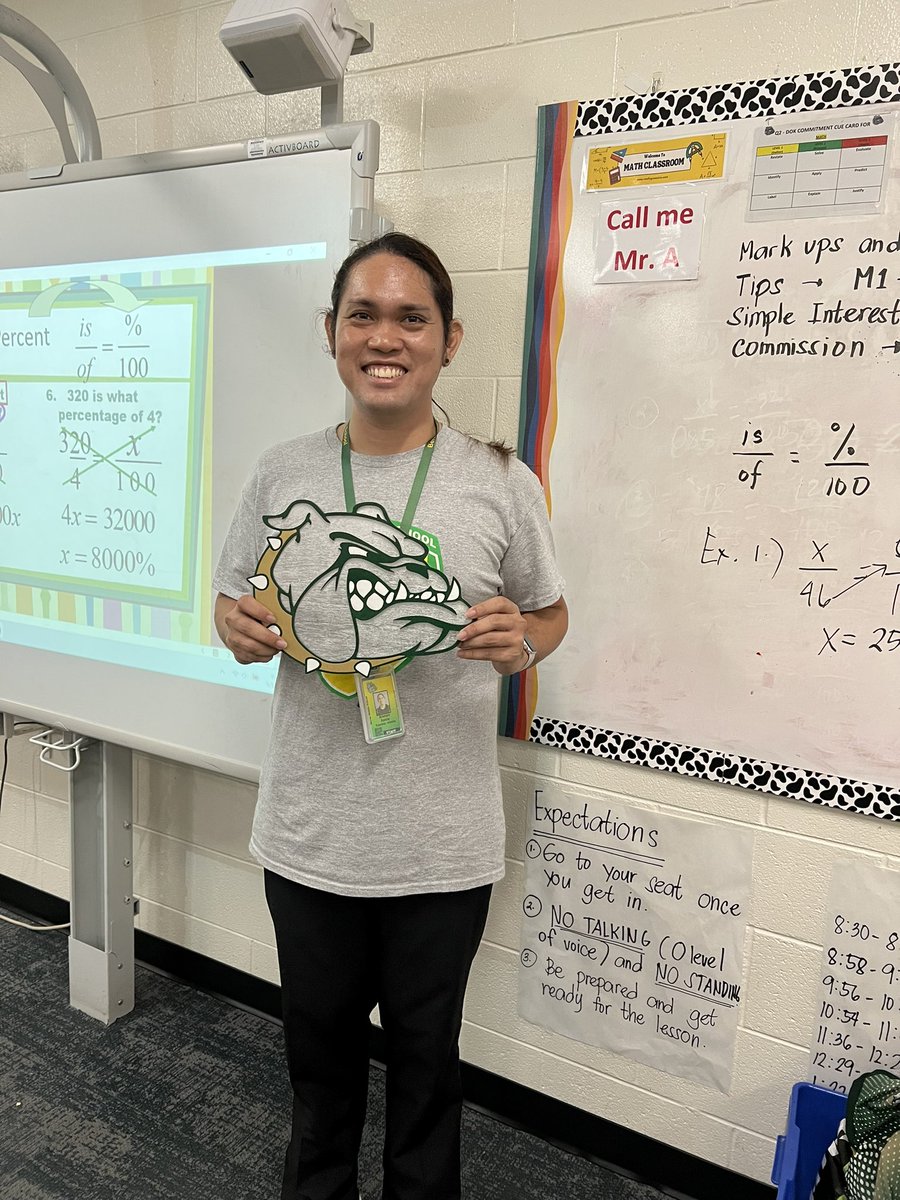 BereaBulldogsMS's tweet photo. 🙌🏽 We want to recognize our Teacher of the Month and Staff Member of the Month for August.

💚 Ms. Andino, Parent Coordinator is our Staff Member of the Month.

🔥 Mr. Apale, 7th Grade Math Teacher is our Teacher of the Month!

😍So proud of both of you for your hard work! https://t.co/JtYazig1Gk