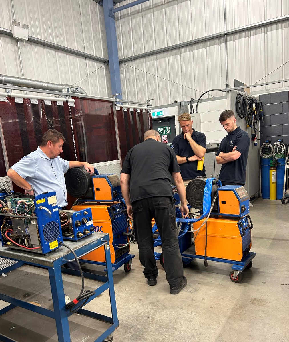 NewarcLtd's tweet photo. Today, Newarc welcomed a company on-site for a product demonstration featuring our 100% duty cycle welding machines.

Contact a member of our sales team to book a free product demonstration on +44 1462 482200.

#Weldability #LearntoWeld #WeldingDemo #WeldingMachines #100%Club https://t.co/is10bRocDc