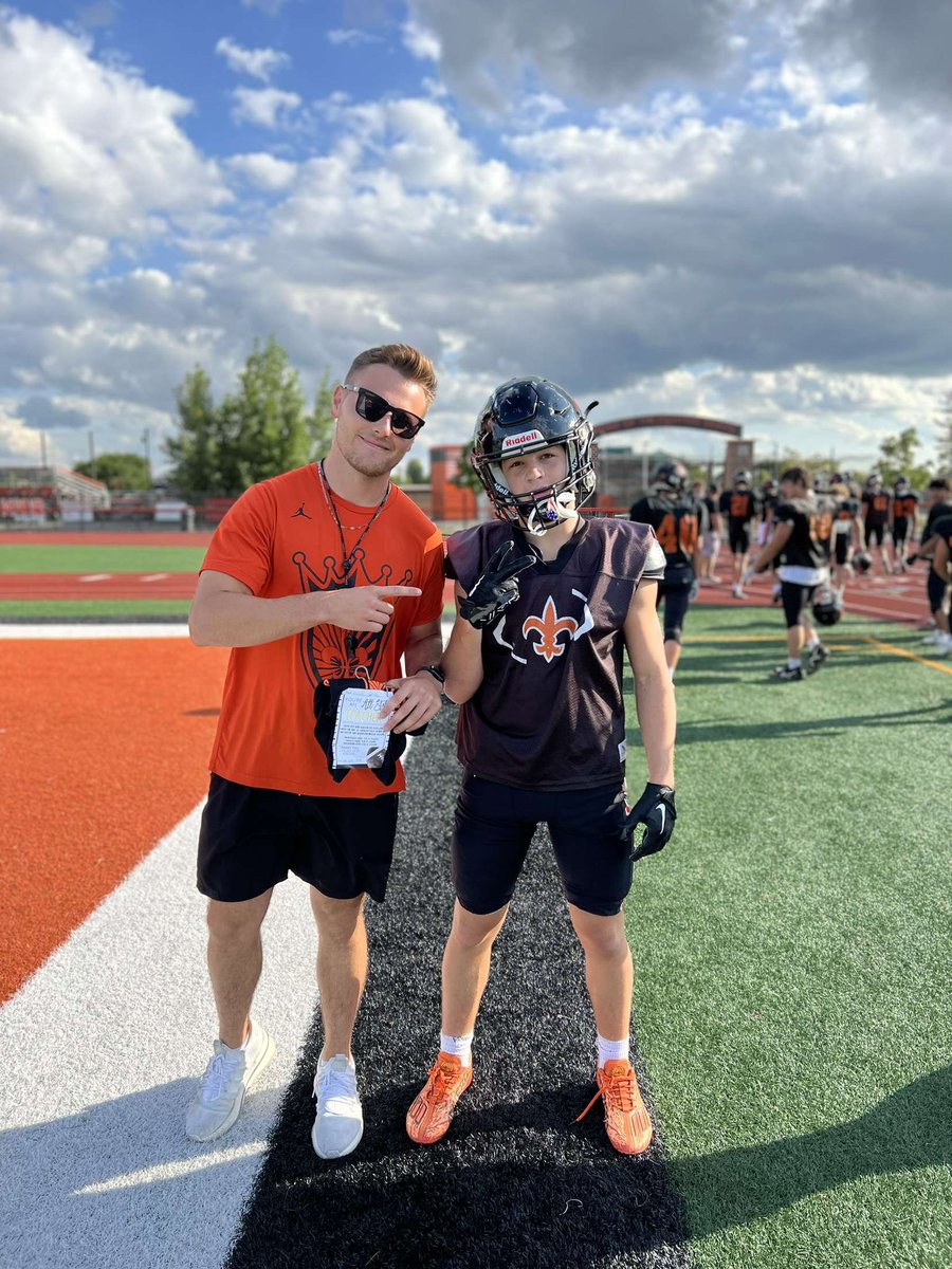 Thank you coach Luedtke for always being a great teacher and coach! <a href="/CoachPossley/">Nolan Possley</a> <a href="/CoachPayleitner/">Coach Payleitner</a> #StceTeachers #stcefb