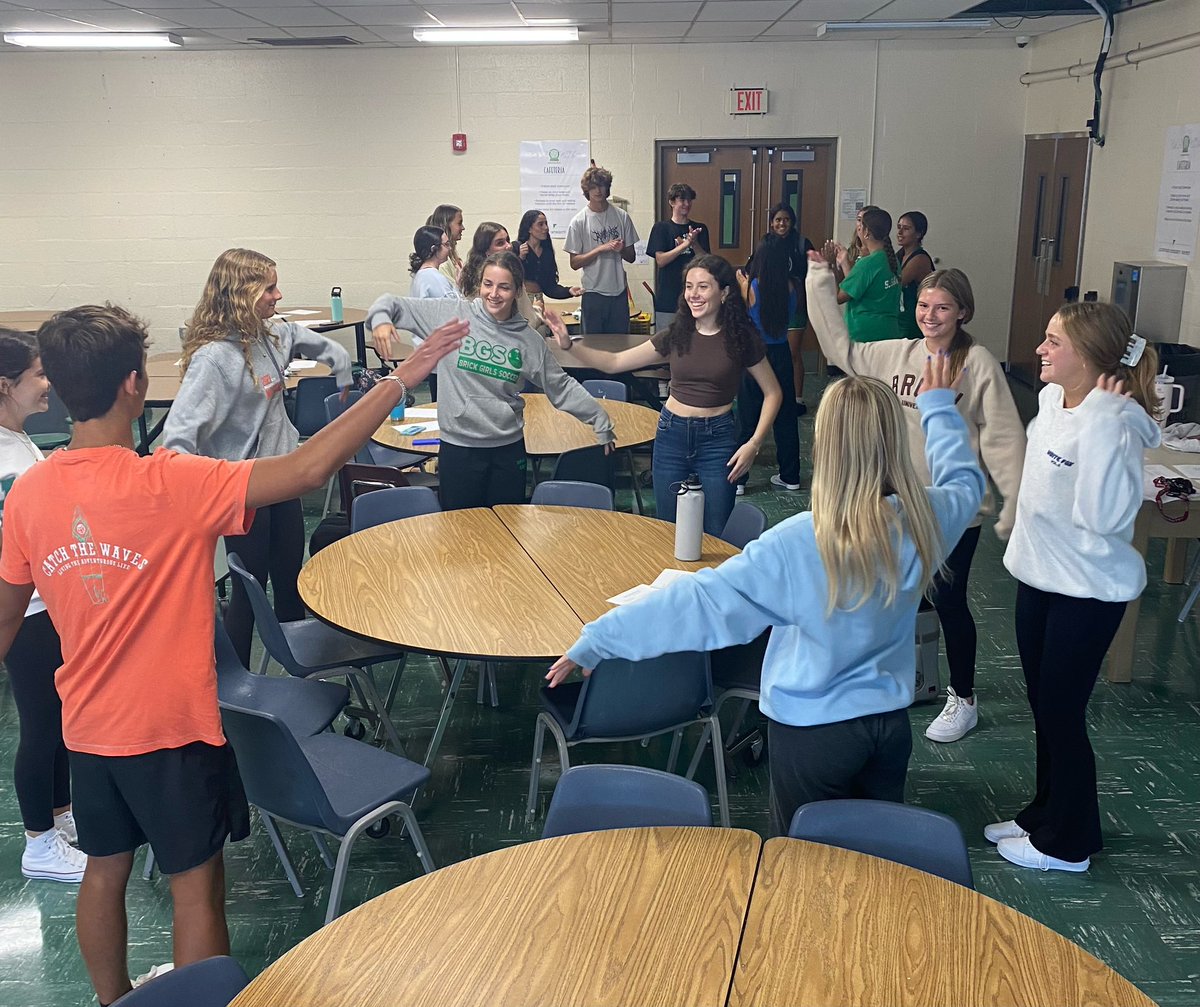 Ice Breakers at our first SGA Meeting of the year!!!💚