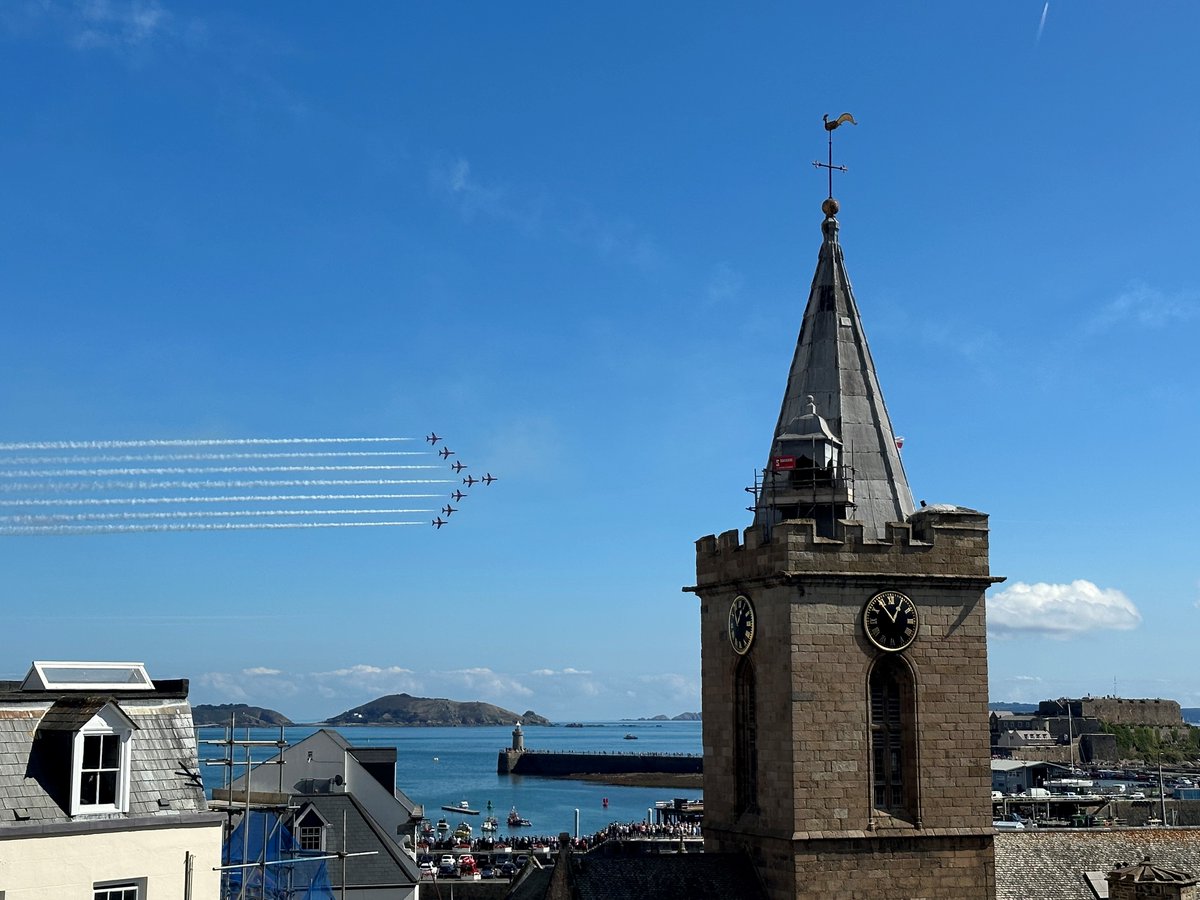 We had such a good view of the red arrows from the window in our office today! An amazing display as always!
 #redarrows #guernsey