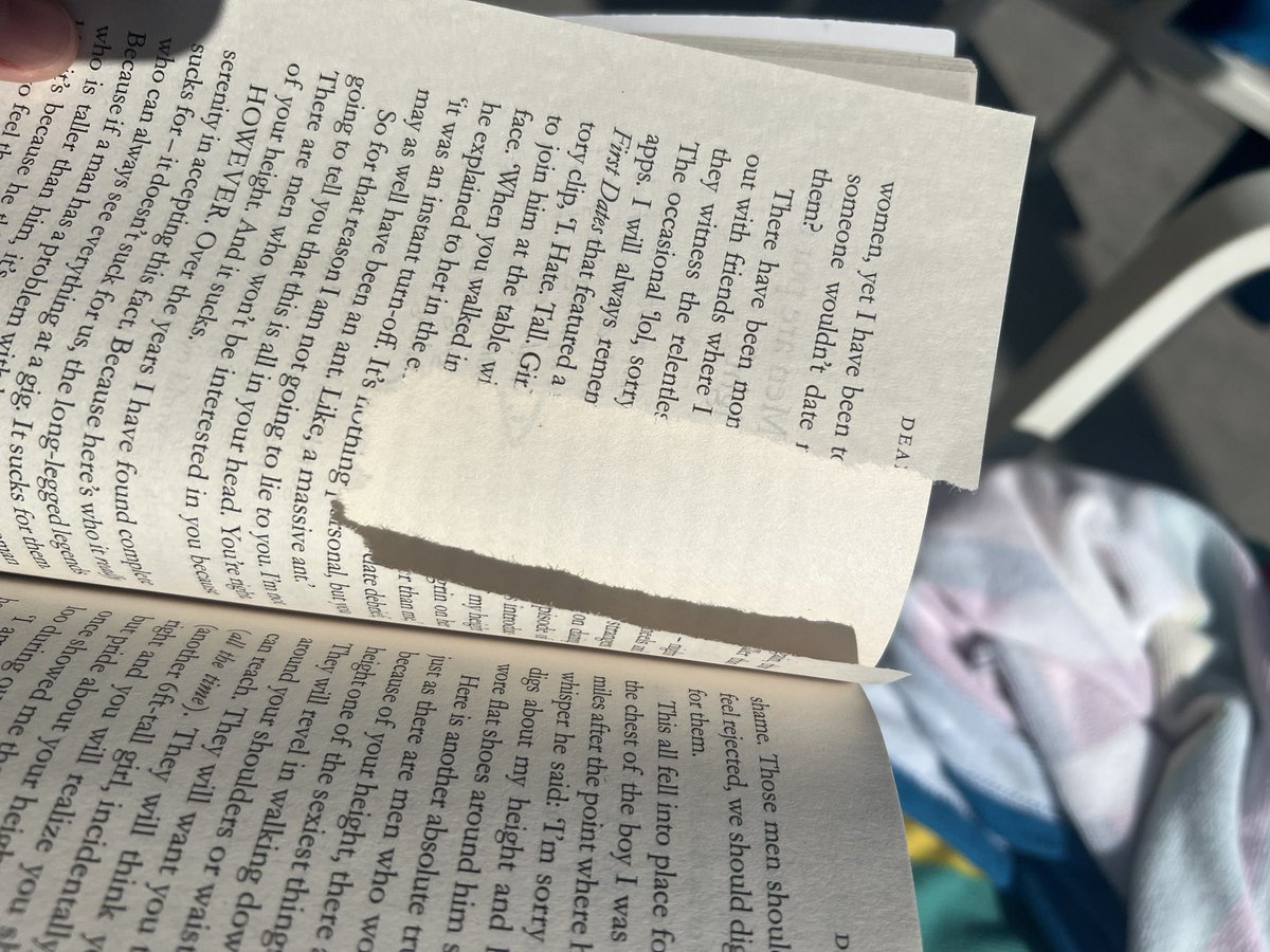 MegJuleVera's tweet photo. @WHSmith I’m just wondering where the rest of my book is :/ https://t.co/Fd1ZcjXsg7