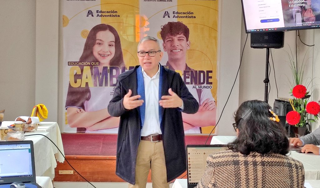 🔰 Con el objetivo de obtener una evaluación excelente, el Departamental de Educación de  @AdventistasUPN, Mg. @EdgardoMuguerza, da algunas indicaciones previas que se deben tomar en cuenta previa a la Evaluación AAA.  🙌🏻
#Aseace 
#MasQueEnseñanza 📖