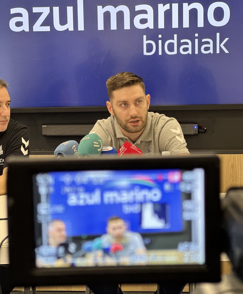 Kristian Kullamae (<a href="/KKullamae/">Kristian Kullamäe</a>) ha sido presentado esta mañana en las instalaciones de <a href="/azulmarinoviaje/">Azulmarino</a>, patrocinador de Surne Bilbao Basket 

Rueda de prensa: youtu.be/3sCu4nDhNHU?si…