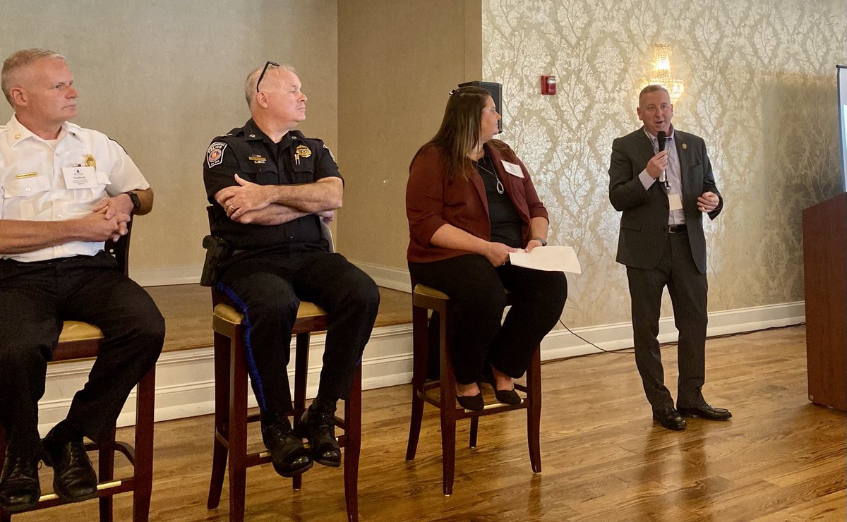 Excellent public safety recruitment panel at today’s Managers Association meeting in Wrentham. ⁦<a href="/massmunicipal/">Mass. Municipal Assn</a>⁩ ⁦<a href="/TownOfAmherst/">Town of Amherst, MA</a>⁩ ⁦<a href="/Foxborough_MA/">Town of Foxborough</a>⁩ ⁦<a href="/SpfldMACityHall/">CityofSpringfield,MA</a>⁩ ⁦<a href="/BwtrPolice/">Bridgewater Police (Massachusetts)</a>⁩