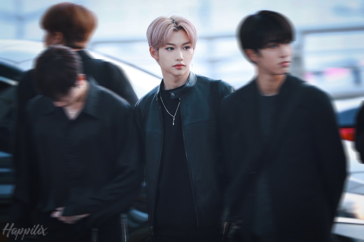 Happilix0915's tweet photo. 191125

Happy birthday 🩵

 MAIN CHARACTER FELIX DAY

#FelixMakingItIconicAt23
#내_행복의_모양은_용복이야
#HappyFelixDay https://t.co/WBtDrckSQj