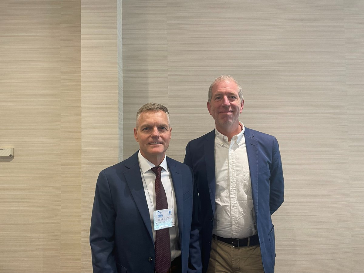 SeawayUSDOT's tweet photo. The @SeawayUSDOT was honored to support the
@GLLCaucus at their recent annual meeting in Québec City.
For more about our work to establish a Green Shipping Corridor Network on the #GreatLakes #StLawrence #SeawaySystem, visit https://t.co/Q3ZX9SuJGl.🚢🍃 https://t.co/MIgXUjHpOC