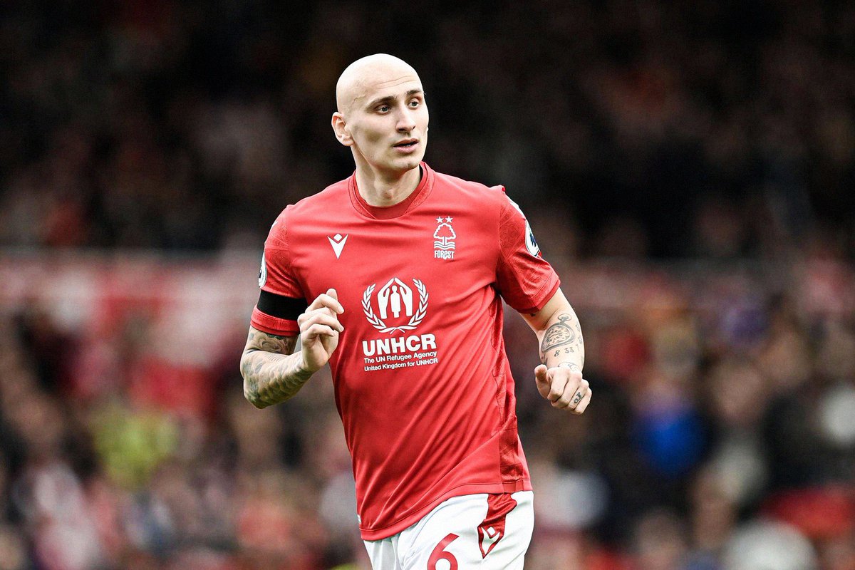 FabrizioRomano's tweet image. Official: Jonjo Shelvey has completed a season-long loan move to Turkish Süper Lig side Çaykur Rizespor. 🇹🇷🤝🏻

The midfielder leaves Nottingham Forest with immediate effect.