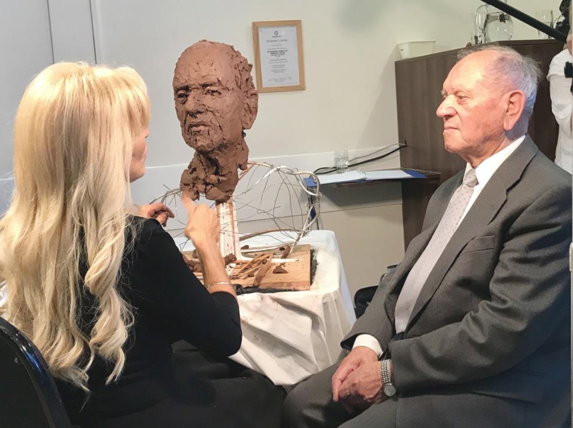 In celebration of Holocaust survivor Arek Hersh MBE’s birthday this week, here’s a photo of Frances sculpting him in front of a live audience a few years ago.

Arek was the first Holocaust survivor that Frances sculpted for this beautiful ongoing project.