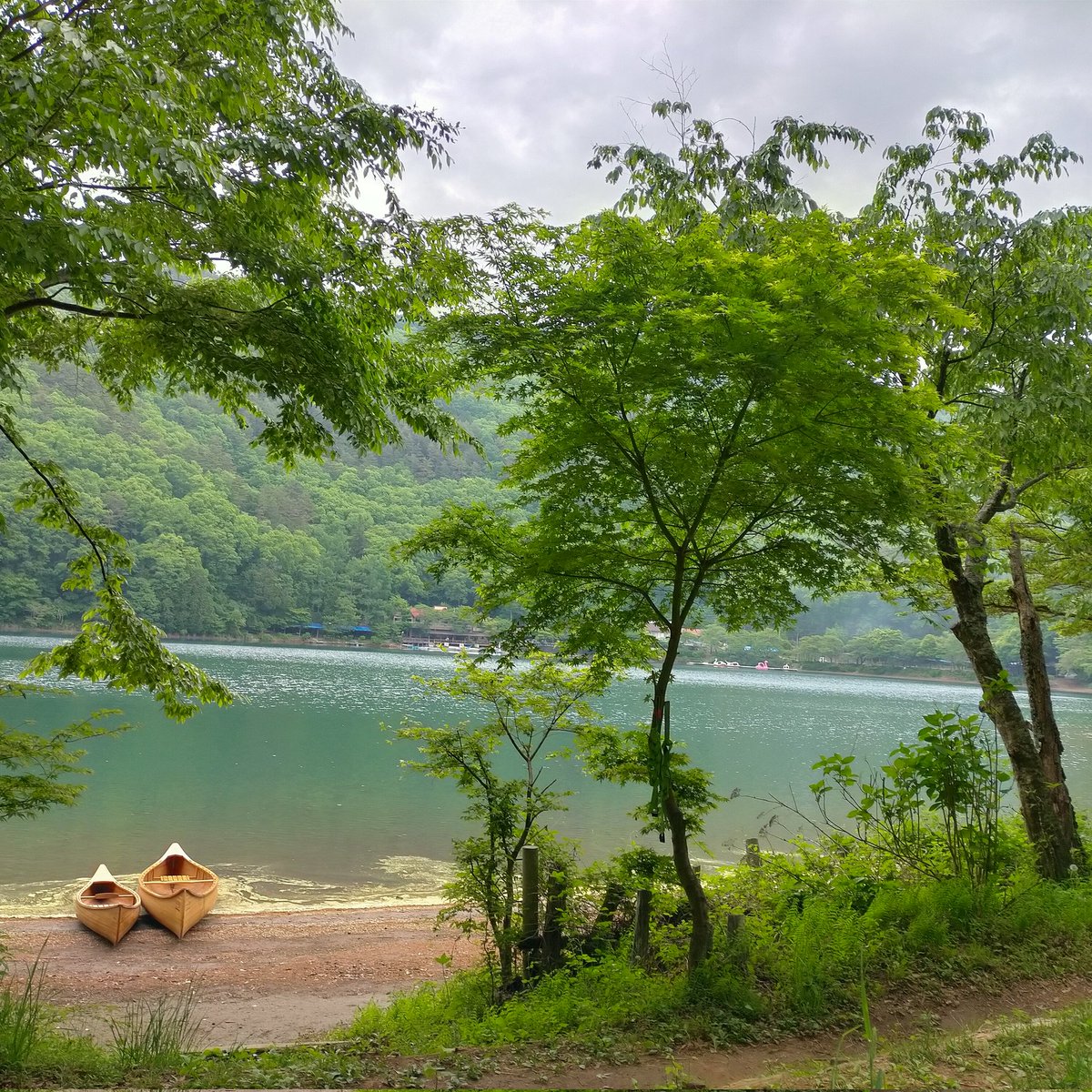 mountscape's tweet image. さあ、四尾連湖へ