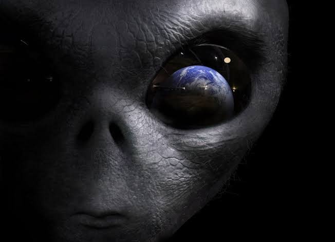 AHORA | 🔴

🔹EE.UU. 🇺🇸 admite formalmente que "los fenómenos anómalos no identificados existen y son un evidente peligro para el espacio aéreo de Estados Unidos".

🔹Esta es una de las conclusiones de un informe de la NASA publicado este jueves, en el que analiza el avistamiento