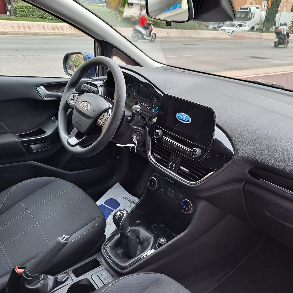 Este Ford Fiesta de segunda mano o está esperando a las puertas de Garum Motor Málaga 👉 Año 2018 | 89.000km | 85cv | Gasolina | Manual
¿Os gusta? 💙 Podéis conocer todos sus detalles aquí hubs.li/Q021rT1B0 o en Av. Juan XXIII, 33, 29006 Málaga 📍