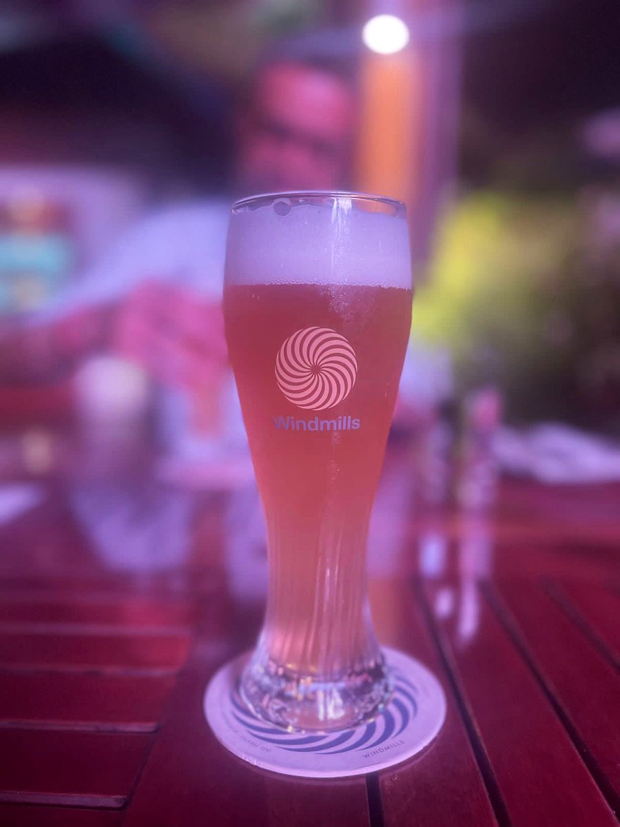 Don’t know of any city in India where you can sit outside the airport in a cool 20° breeze drinking freshly brewed beer listening to Led Zeppelin.