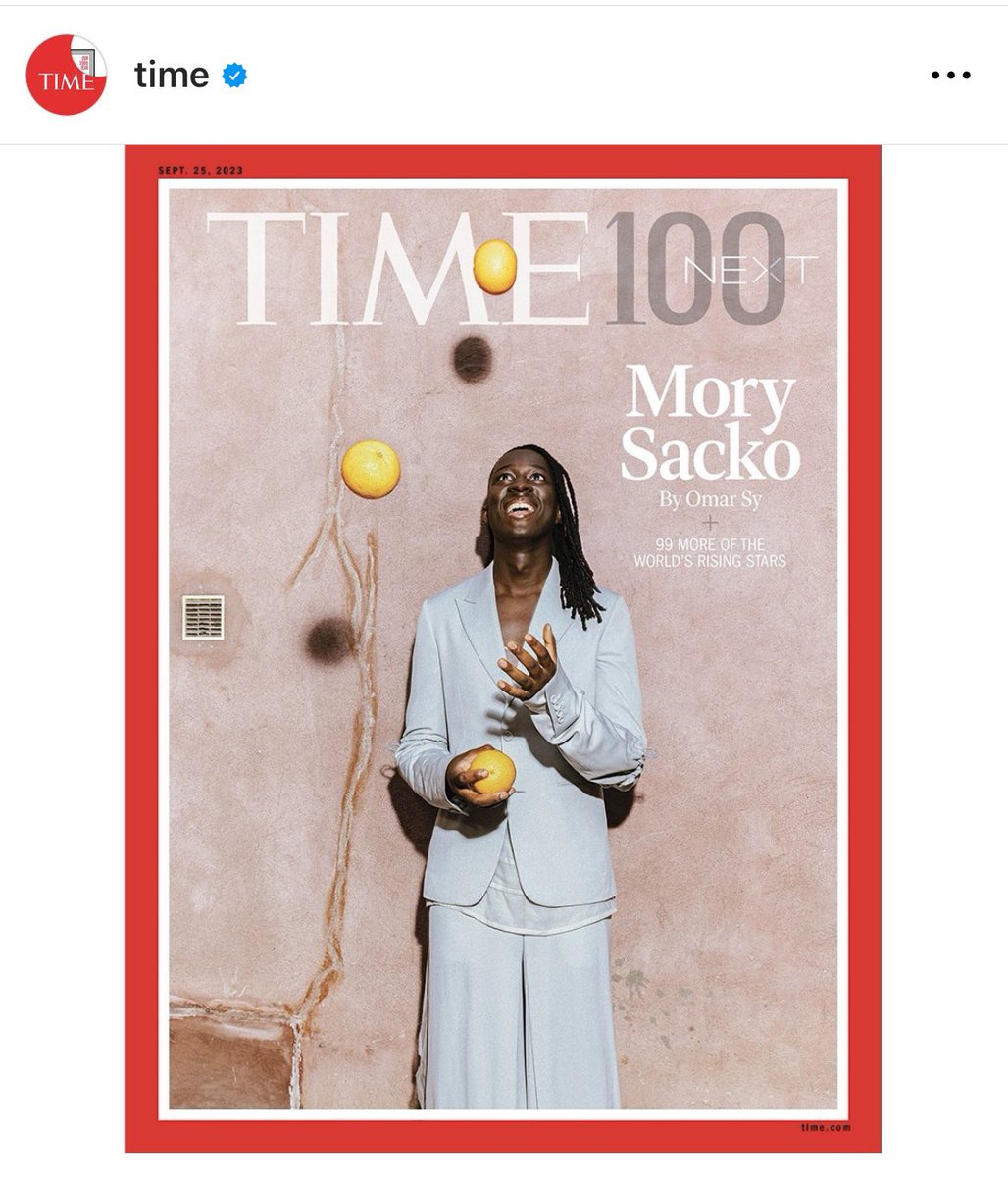 En Couverture du TIME ! Un Grand Merci à Omar Sy pour le soutien 🙏🏾 Je ne peux que savourer ce moment fort, c’est une belle reconnaissance pour tout ce que j’essaie de transmettre et raconter au quotidien à travers mon travail ! Crédit : Tarek Mawad