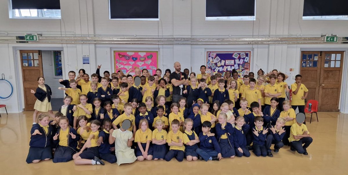 MissCapp_'s tweet photo. @wordguerrilla @DelaprePrimary Year 5 had an amazing visit today from Mr B “Word Guerrilla”. Workshops and lots of amazing rapping and poetry done by all! 📝 https://t.co/6ilpeGbb2e