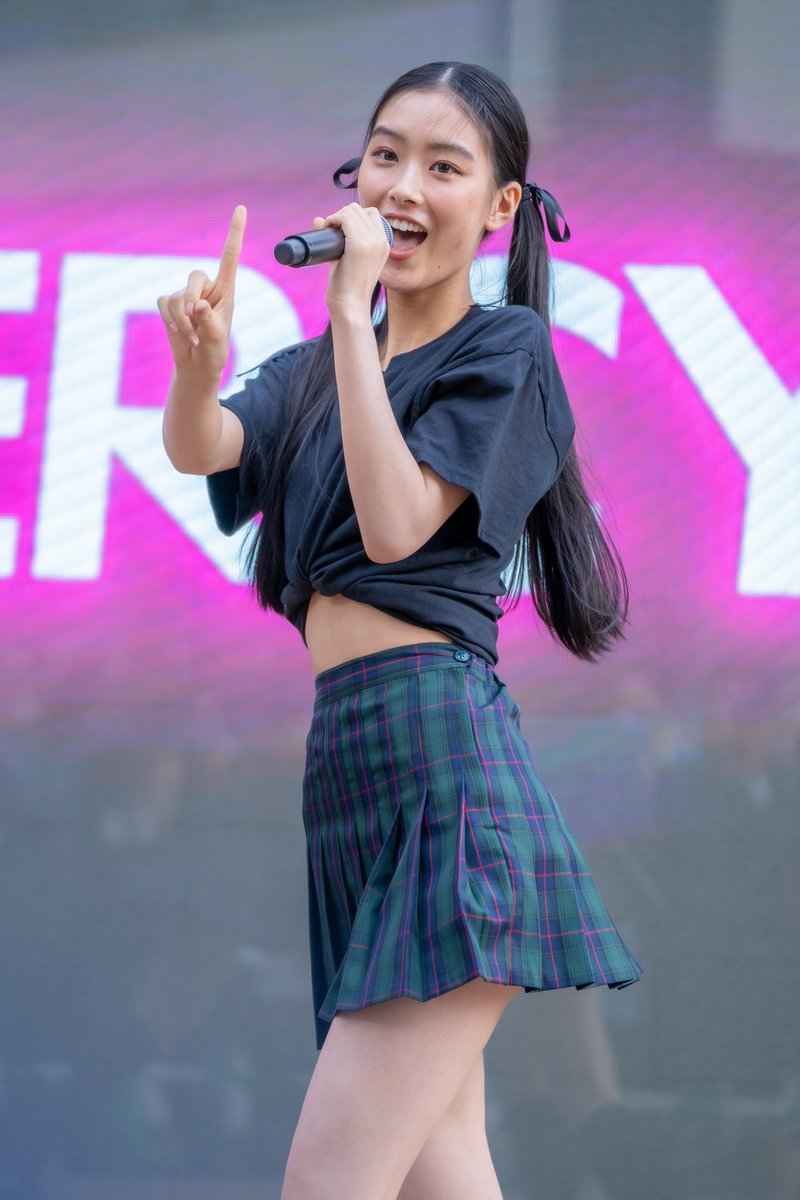 iwakkyun's tweet photo. 2023.6.25 @ ステラタウン大宮
MISS MERCY RELEASE EVENT
“#GIRLSNEWERA” #20 2部
身長172cm (公式プロフィール情報)
もっとありそうな気がするくらいスタイル抜群です💃🏻
#汐谷友希 #YUKI
#MISSMERCY #ミスマーシー
#スターダストプロモーション
#いわっきゅんふぉと https://t.co/BDeTato8XV