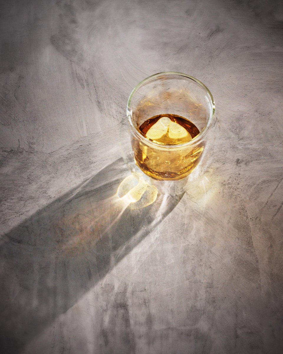 Bruichladdich's tweet photo. On the nose, stone fruits, biscuity malt and the aroma of hot sweet mash transports you to the Bruichladdich Distillery courtyard. Peat smoke and candied lemon peel follow.
#PeatedWhisky #Islaywhisky #NewWhisky #DramForTheWeekend https://t.co/HWFHMLEkCm
