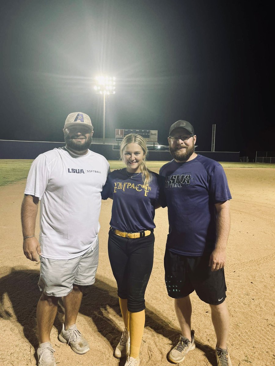 falcon_nora06's tweet photo. I want to thank Coach Partridge for an awesome hitting session yesterday!This was a great opportunity for me to meet new faces and learn new skills. I look forward to coming back to the elite camp on October 28th ! @partridge_trent @LSUA_SB @CBCsoftball_ @LCU_sftball @SBRRetweets https://t.co/WeCNHGpU3j