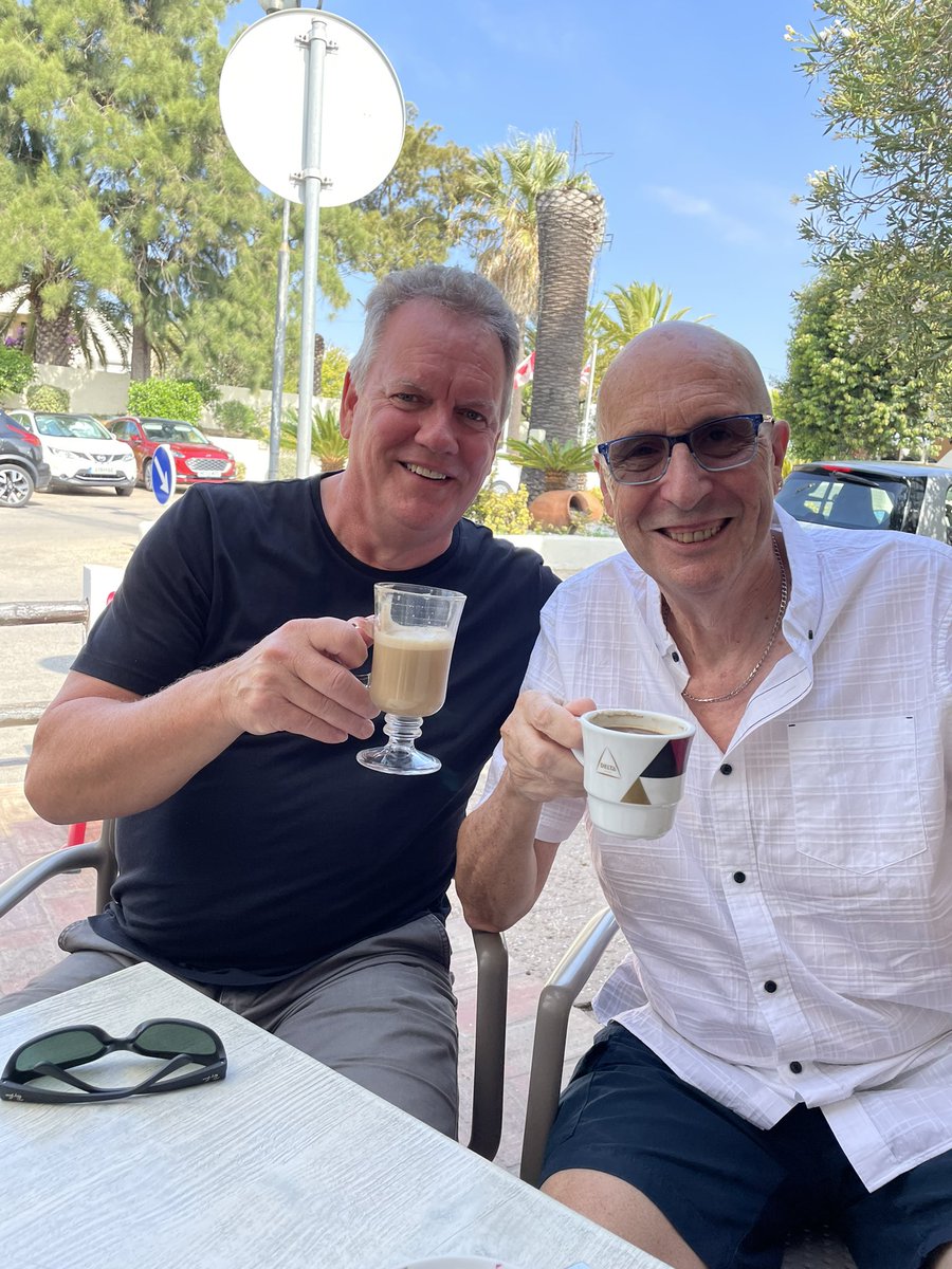 glenthompsett's tweet photo. Catching up with my old Invicta Radio/Coast AM colleague @geoffallen1 in #portugal. Chatting all things radio and life in the sun. Great to see you Geoff and lets start up that radio station soon!
#algarve #radio #lifeinthesun https://t.co/0G2v1uPY2a