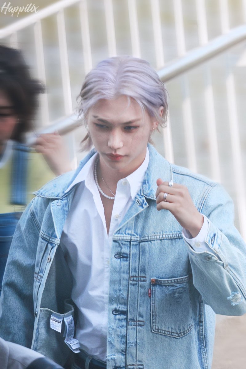 Happilix0915's tweet photo. 230520

You’re my first Priority🩵

MAIN CHARACTER FELIX DAY
#FelixMakingItIconicAt23
#내_행복의_모양은_용복이야
#HappyFelixDay https://t.co/fUtOvVE4DA