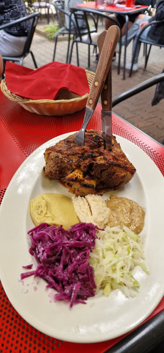 Little things that makes the day 🐖💯